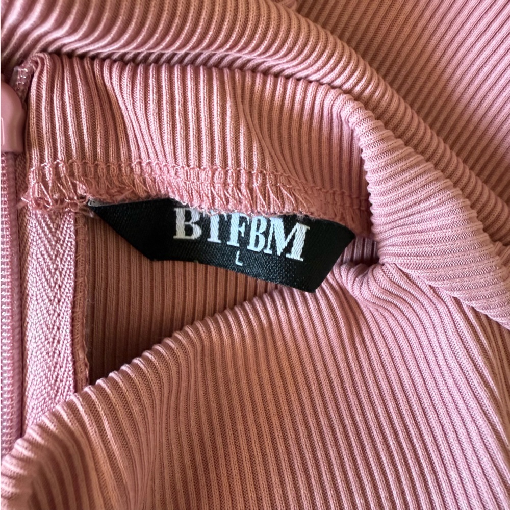 BTFBM Pink Ribbed Romper - Picture 3 of 5